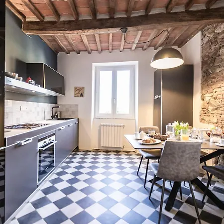 Casa Paola, Eleganza Nel Cuore Di Апартаменты Суверето