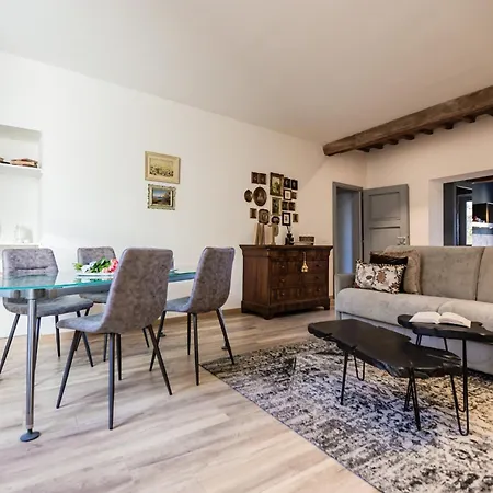 Casa Paola, Eleganza Nel Cuore Di * Суверето